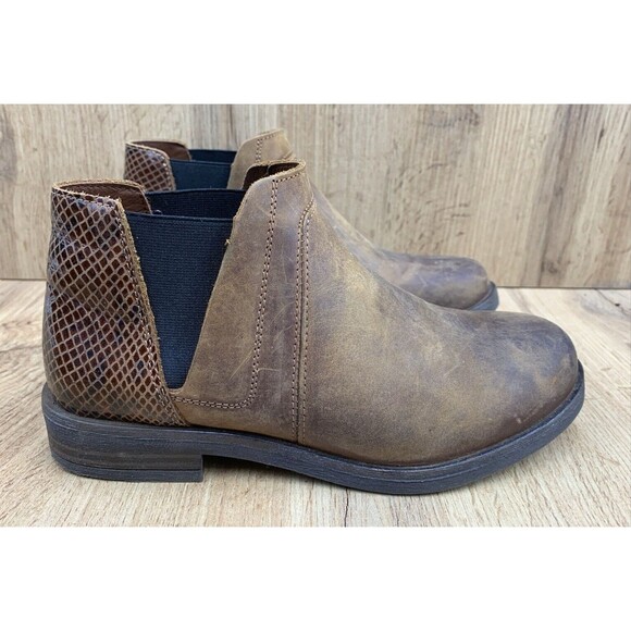 Clarks Demi 2 Beat Ankle Boots Women's 6.5 M Dark Tan Brown Slip On 13713 - Picture 2 of 16